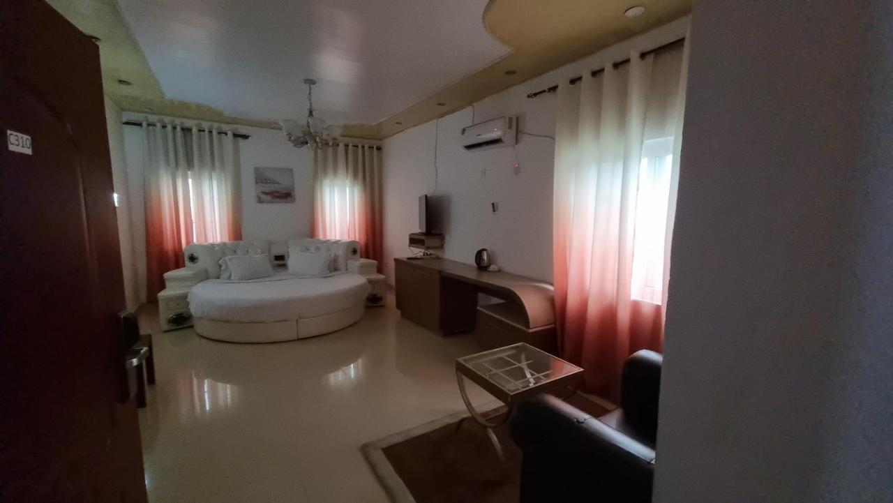 Kings Empire Hotel Freetown Exterior foto